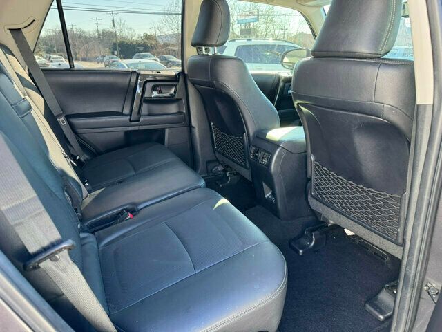 2020 Toyota 4Runner Local Trade/Nightshade/Heated&CooledSeats/Blind Spot Monitor/NAV - 22745732 - 14