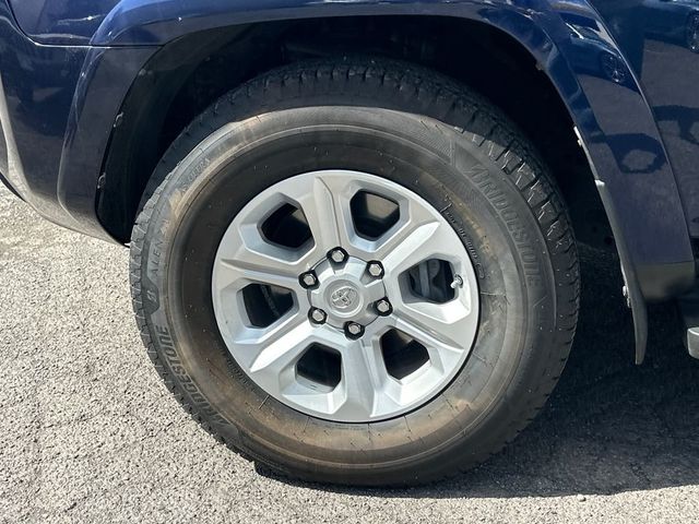 2020 Toyota 4Runner SR5 2WD - 22988296 - 10