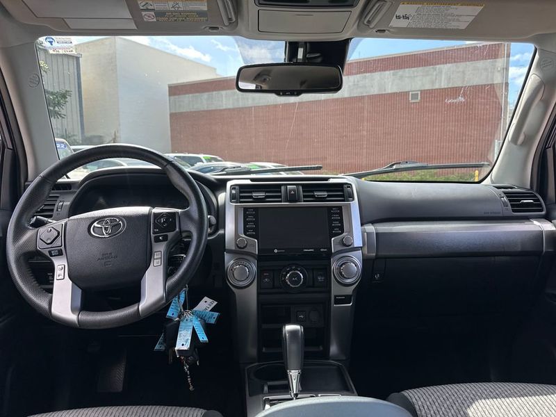 2020 Toyota 4Runner SR5 2WD - 22988296 - 12