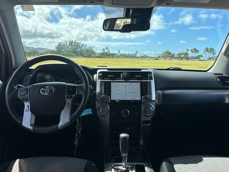 2020 Toyota 4Runner SR5 2WD - 23029693 - 12