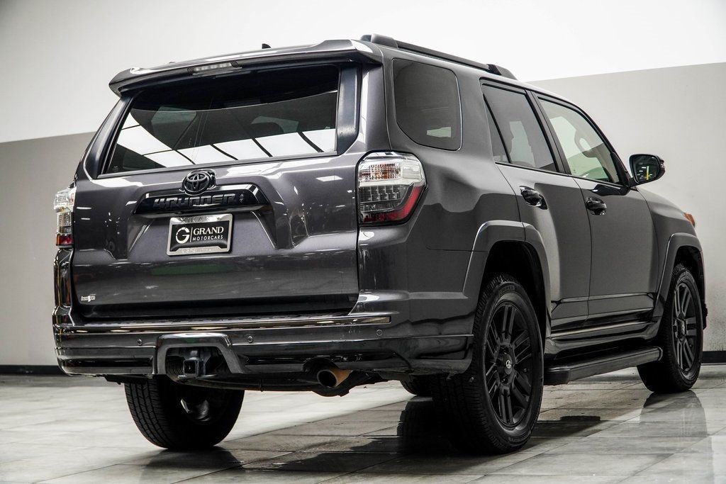 2020 Toyota 4Runner SR5 4WD photo 12