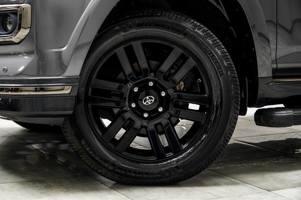 2020 Toyota 4Runner SR5 4WD photo 3