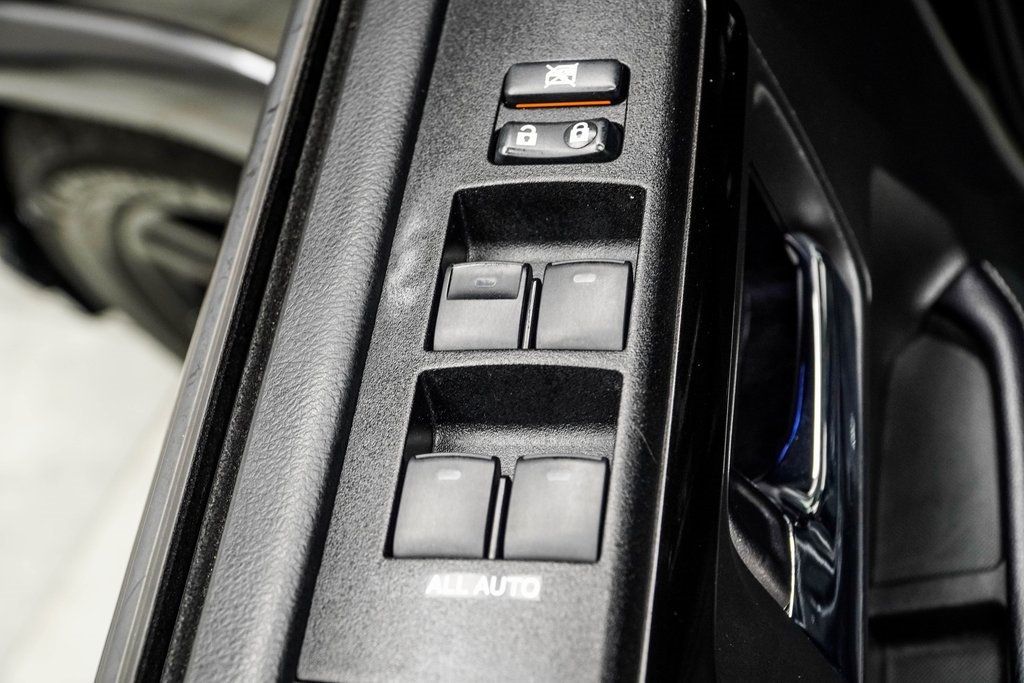 2020 Toyota 4Runner SR5 4WD photo 32