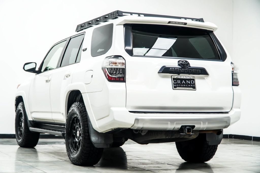 Toyota 4Runner photo 13