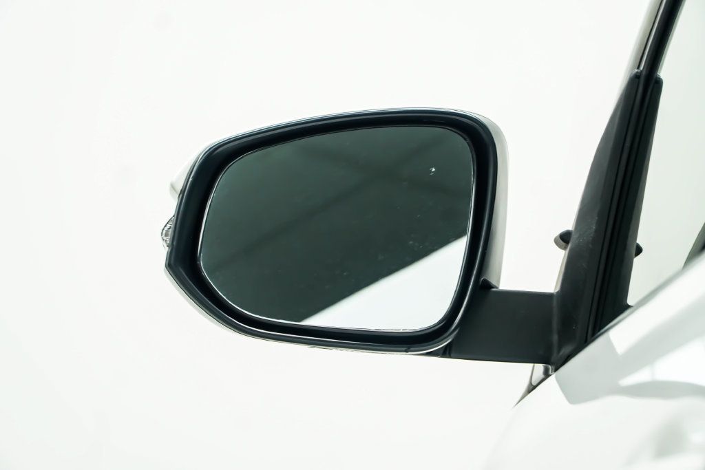 Toyota 4Runner photo 17