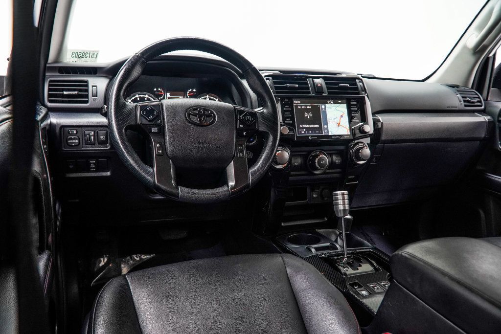 Toyota 4Runner photo 18