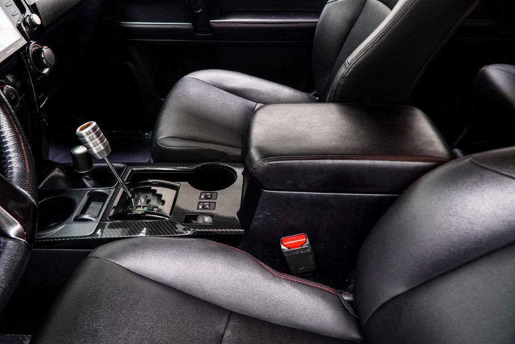 Toyota 4Runner photo 22