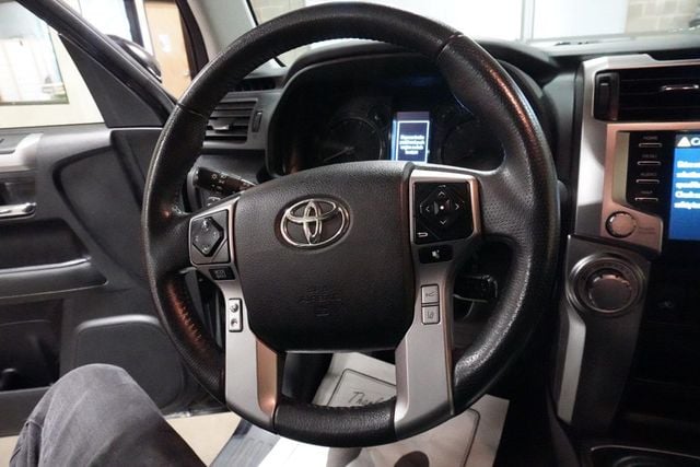 2020 Toyota 4Runner SR5 Premium 4WD - 22963079 - 9