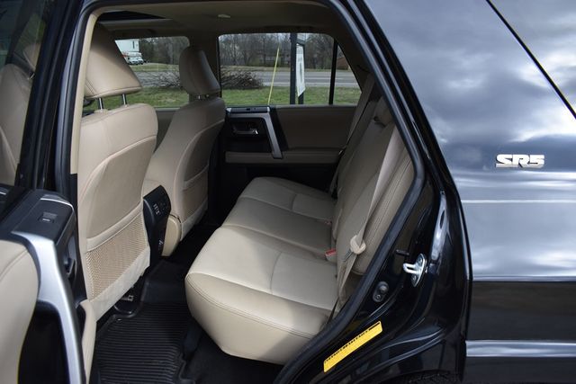 2020 Toyota 4Runner SR5 Premium 4WD - 23005616 - 21