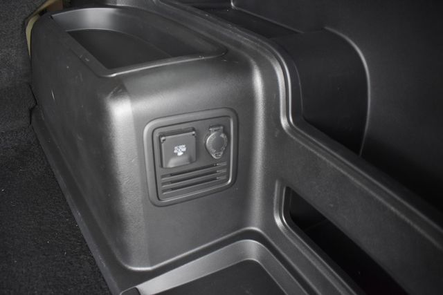 2020 Toyota 4Runner SR5 Premium 4WD - 23005616 - 31