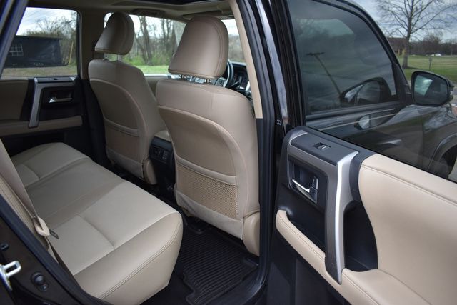 2020 Toyota 4Runner SR5 Premium 4WD - 23005616 - 40