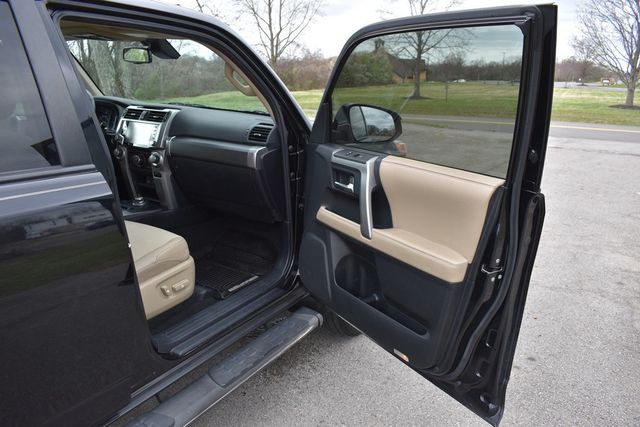 2020 Toyota 4Runner SR5 Premium 4WD - 23005616 - 42