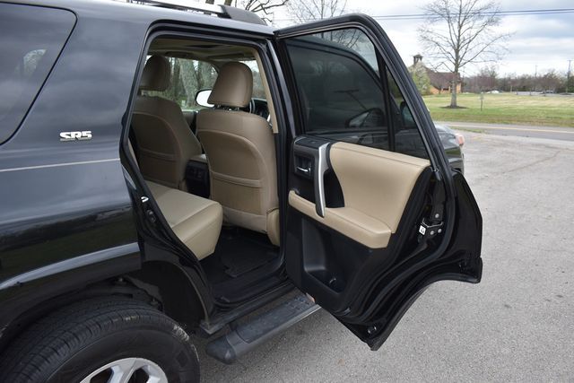 2020 Toyota 4Runner SR5 Premium 4WD - 23005616 - 44