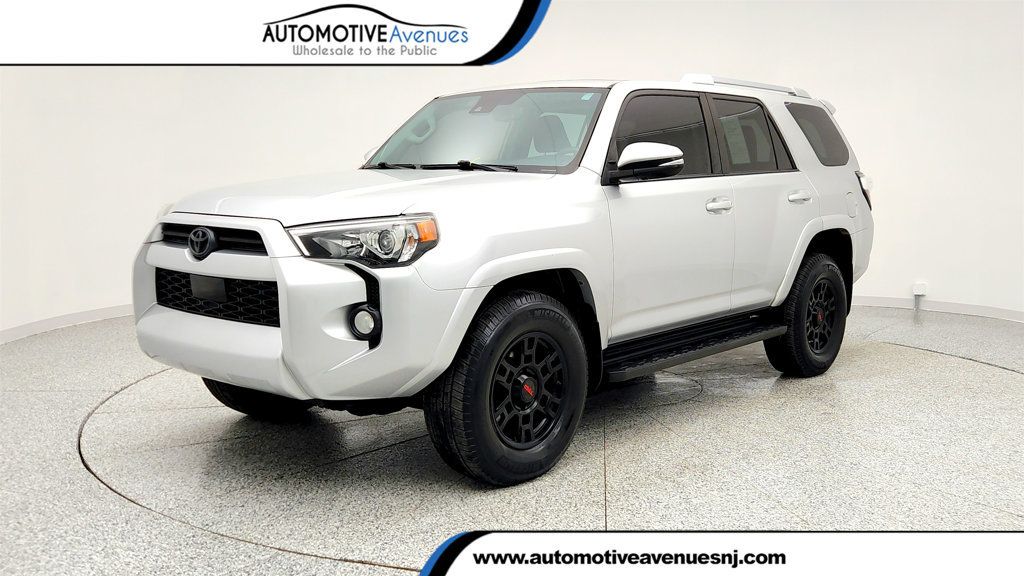 2020 Toyota 4Runner SR5 Premium 4WD with Power Tilt/Sliding Moonroof - 22967874 | Video 1