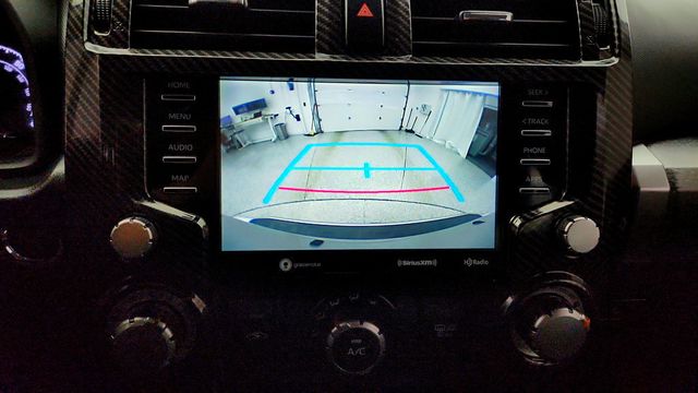 2020 Toyota 4Runner SR5 Premium 4WD with Power Tilt/Sliding Moonroof - 22967874 - 18