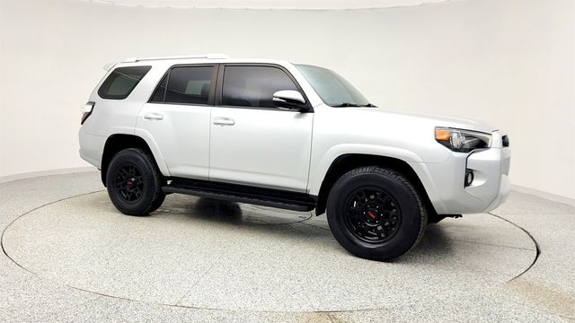 2020 Toyota 4Runner SR5 Premium 4WD with Power Tilt/Sliding Moonroof - 22967874 - 2