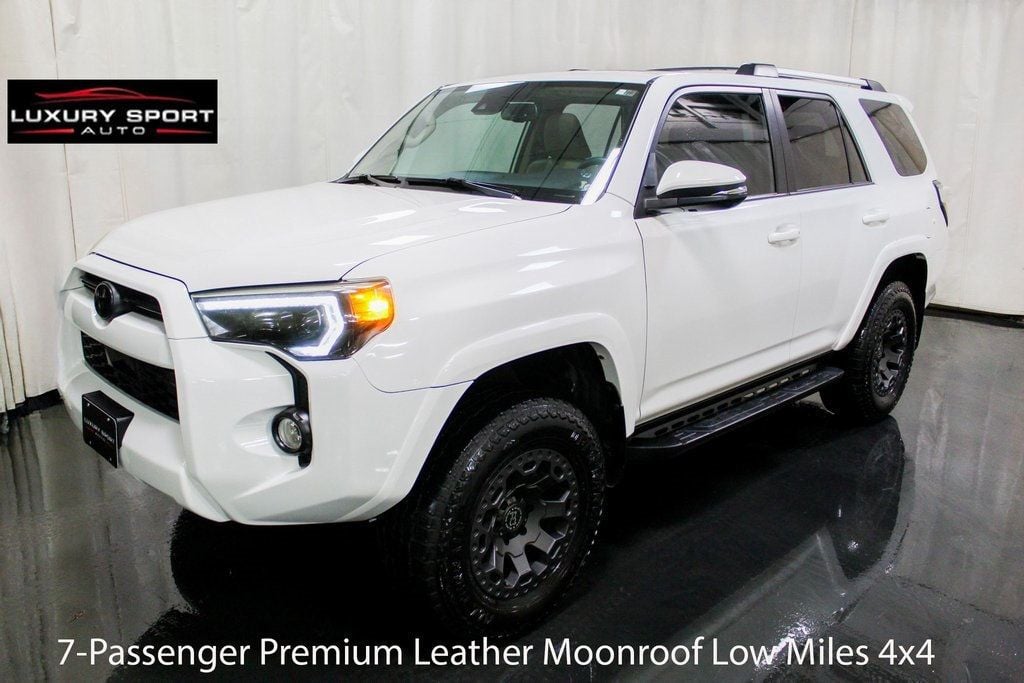 2020 Toyota 4Runner SR5 Premium 7-Passenger Moonroof Leather 4x4 - 22730480 - 0