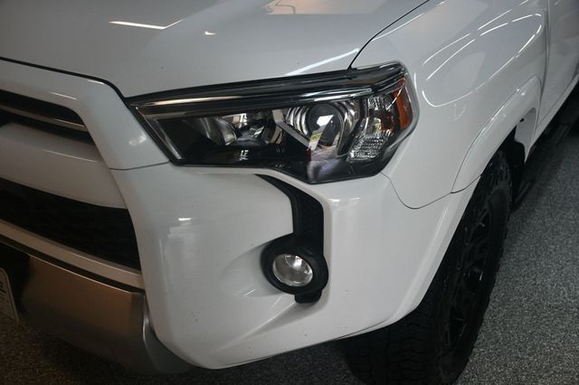 2020 Toyota 4Runner TRD Off Road 4WD - 23030475 - 11
