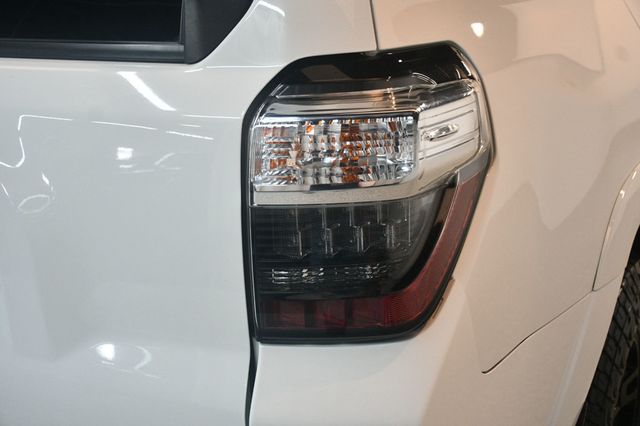 2020 Toyota 4Runner TRD Off Road 4WD - 23030475 - 15