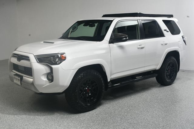 2020 Toyota 4Runner TRD Off Road 4WD - 23030475 - 1