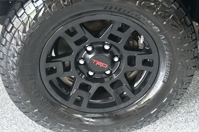 2020 Toyota 4Runner TRD Off Road 4WD - 23030475 - 19