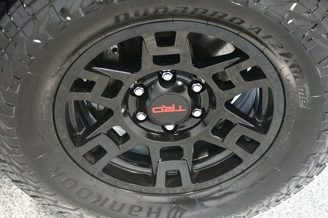 2020 Toyota 4Runner TRD Off Road 4WD - 23030475 - 22