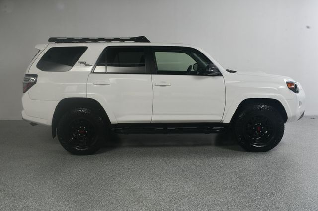 2020 Toyota 4Runner TRD Off Road 4WD - 23030475 - 2