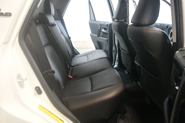 2020 Toyota 4Runner TRD Off Road 4WD - 23030475 - 38