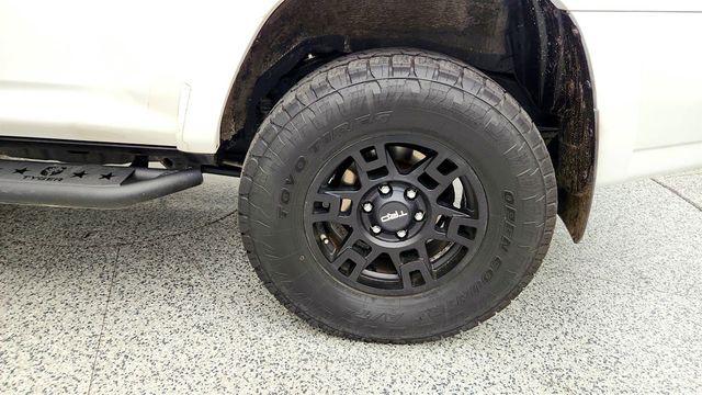 2020 Toyota 4Runner TRD Off Road 4WD w/ Premium Audio & Running Boards - 23041025 - 8