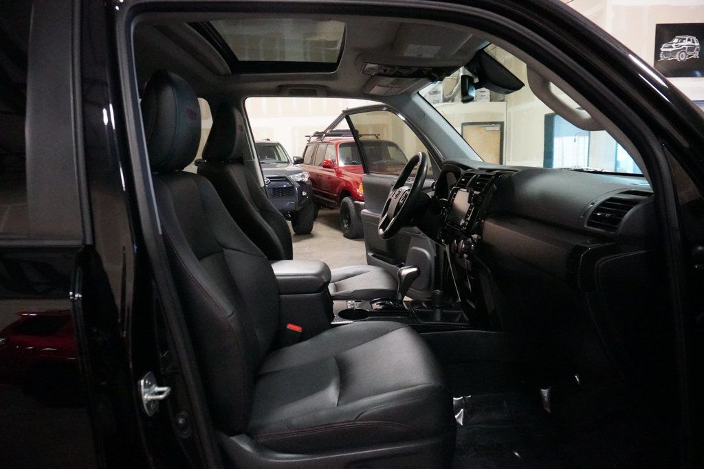 2020 Toyota 4Runner TRD Premium 4WD photo 8