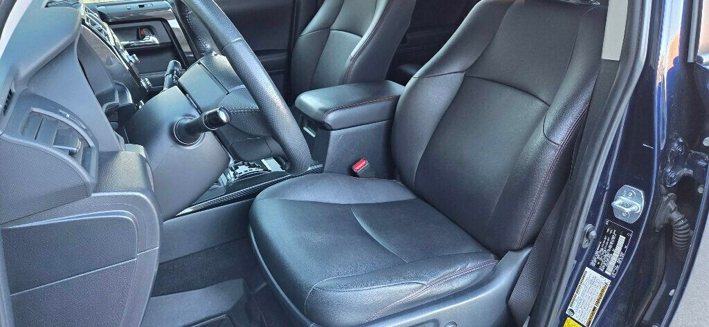 2020 Toyota 4Runner TRD Off Road Premium 4WD - 22957276 - 11