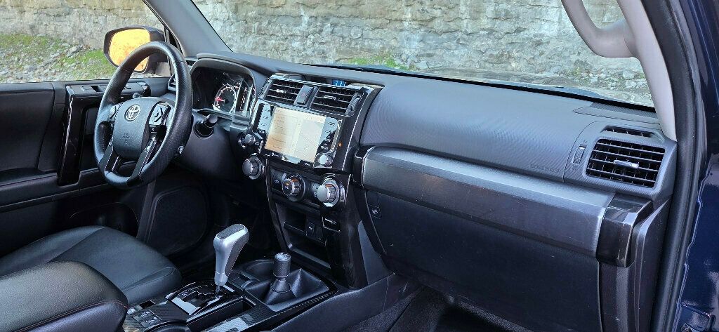 2020 Toyota 4Runner TRD Off Road Premium 4WD - 22957276 - 19