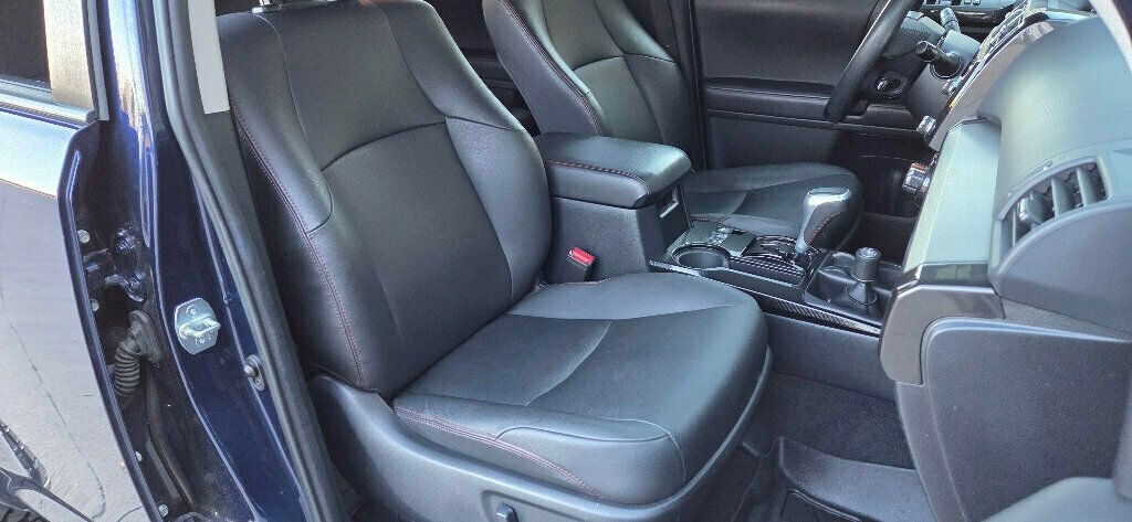 2020 Toyota 4Runner TRD Off Road Premium 4WD - 22957276 - 21