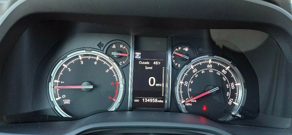 2020 Toyota 4Runner TRD Off Road Premium 4WD - 22957276 - 29