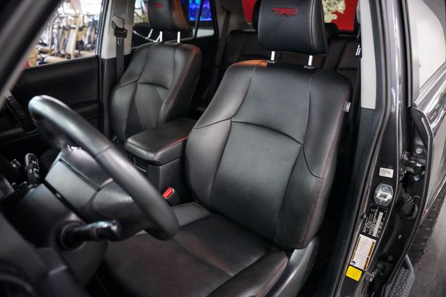 2020 Toyota 4Runner TRD Pro 4WD - 23061051 - 3
