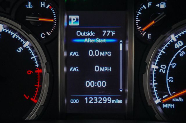 2020 Toyota 4Runner TRD Pro 4WD - 23061051 - 5