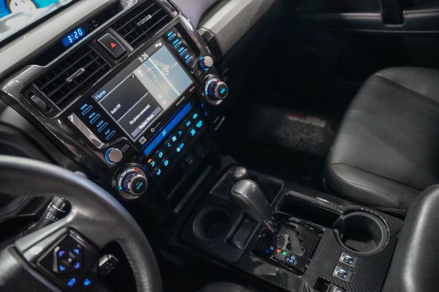 2020 Toyota 4Runner TRD Pro 4WD - 23061051 - 6