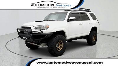 2020 Toyota 4Runner - JTEBU5JR3L5761678