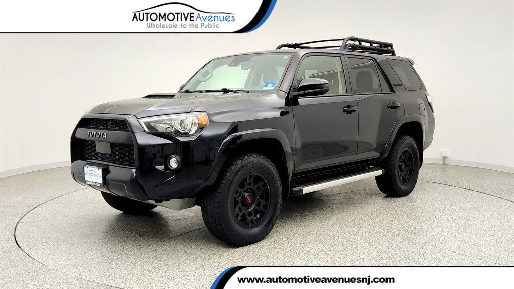 2020 Toyota 4Runner TRD Pro 4WD w/ Running Boards - 23028875 | Video 1