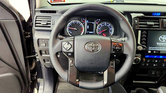 2020 Toyota 4Runner TRD Pro 4WD w/ Running Boards - 23028875 - 13
