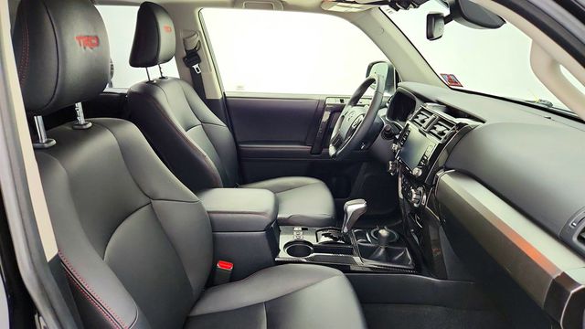 2020 Toyota 4Runner TRD Pro 4WD w/ Running Boards - 23028875 - 24
