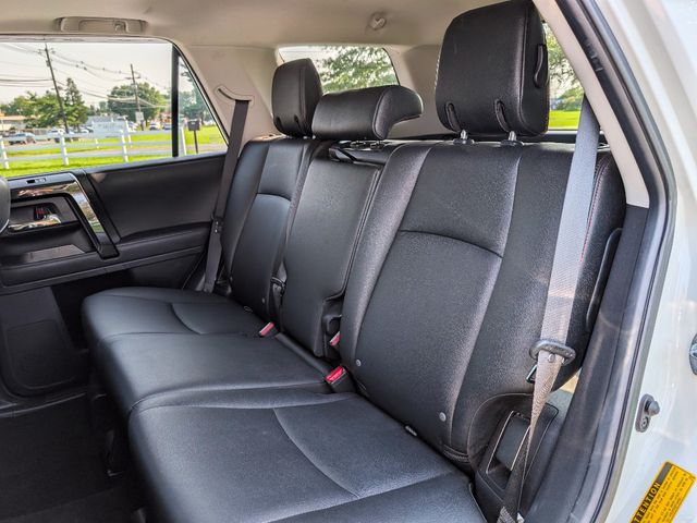 2020 Toyota 4Runner Venture 4WD - 23067776 - 17