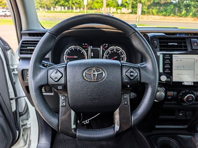 2020 Toyota 4Runner Venture 4WD - 23067776 - 22