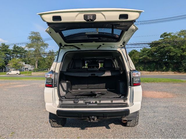 2020 Toyota 4Runner Venture 4WD - 23067776 - 6