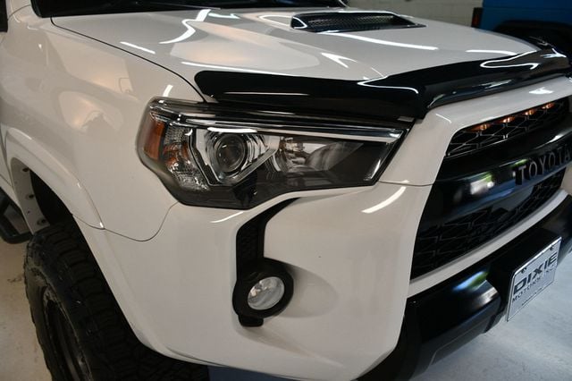 2020 Toyota 4Runner Venture 4WD - 22904745 - 10