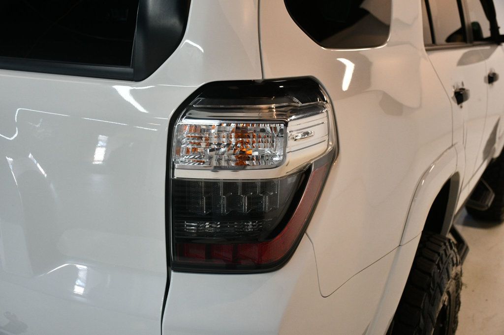 2020 Toyota 4Runner Venture Special Edition 4WD photo 13