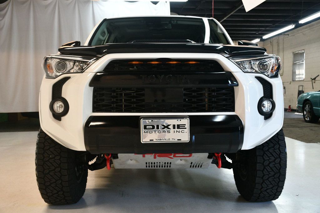 2020 Toyota 4Runner Venture Special Edition 4WD photo 15