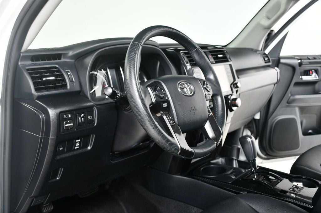 2020 Toyota 4Runner Venture Special Edition 4WD photo 26