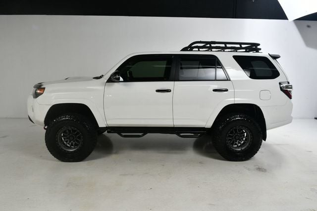 2020 Toyota 4Runner Venture 4WD - 22904745 - 2