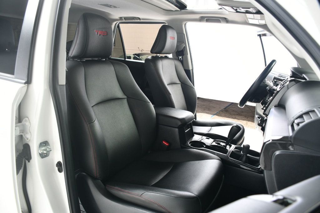 2020 Toyota 4Runner Venture Special Edition 4WD photo 31